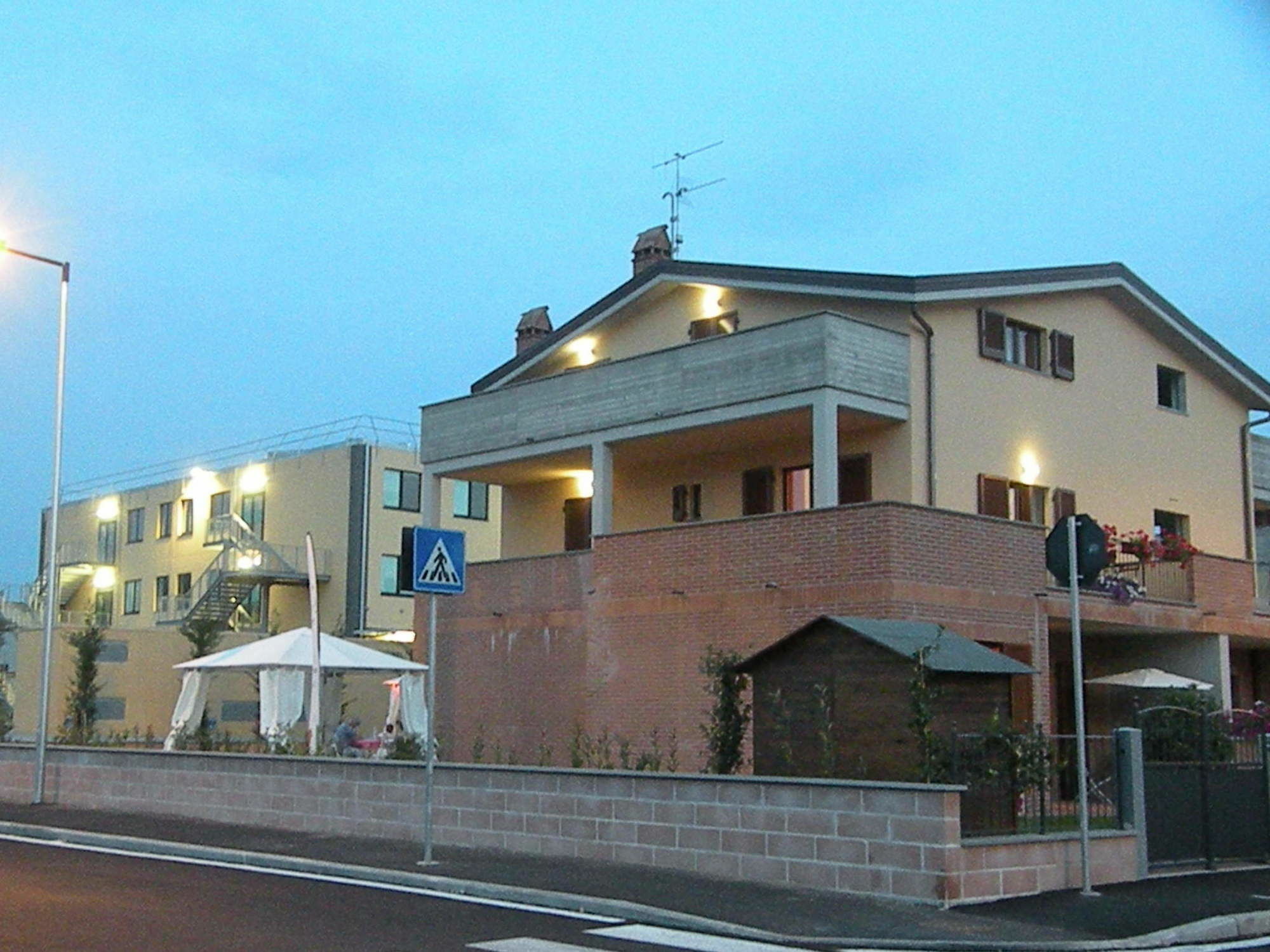 Cameracaffe Sul Lago Arezzo Buitenkant foto